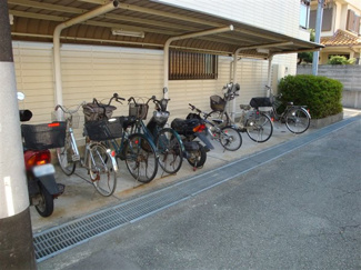 【その他共用部分】 | 屋根付き駐輪場です！！