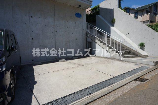 セラフィム横浜の駐車場|セラフィム横浜　駐車場