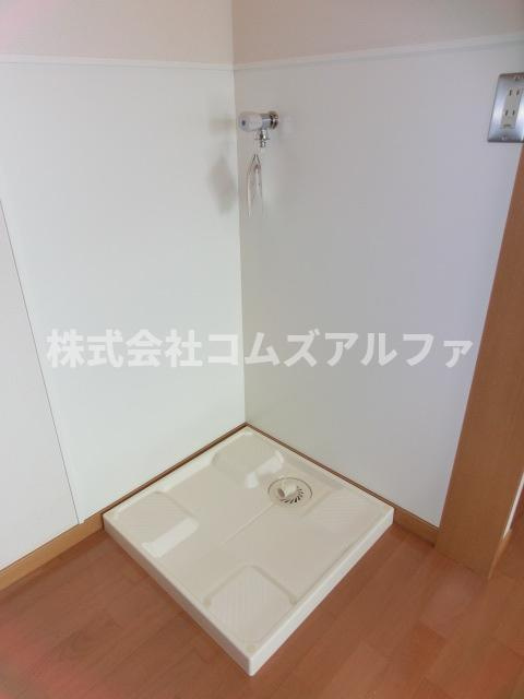 セラフィム横浜のその他|セラフィム横浜　室内洗濯機置場