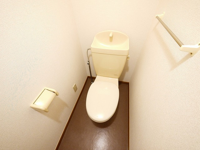 フォンテーヌ　Ｎ－Ⅰの玄関|ゆったりとした玄関です