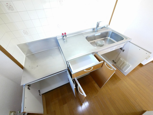 フォンテーヌ　Ｎ－Ⅰの内装|使いやすい居間です