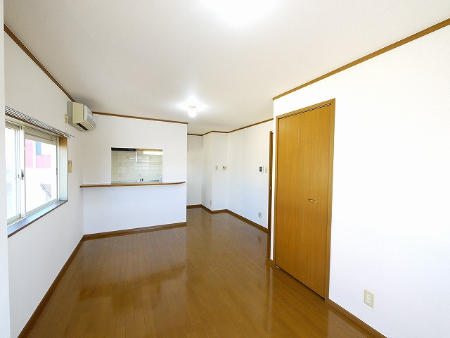 フォンテーヌ　Ｎ－Ⅰのキッチン|コンパクトなキッチンで掃除もラクラク