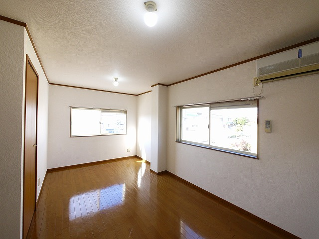 フォンテーヌ　Ｎ－Ⅰの洗面所|広い洗面スペース