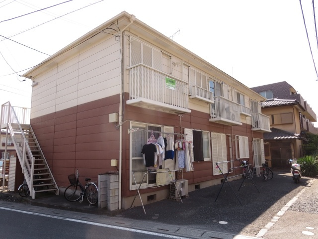 マルナカハイツの外観