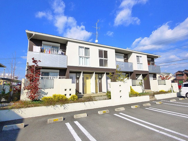 ヴィルヌーブＡ・Ｂ（大安寺）の外観|キレイな外観です。