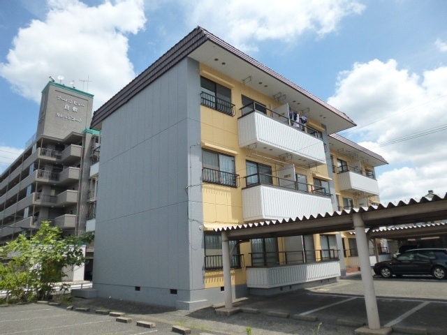 倉敷市松島の賃貸マンションの外観