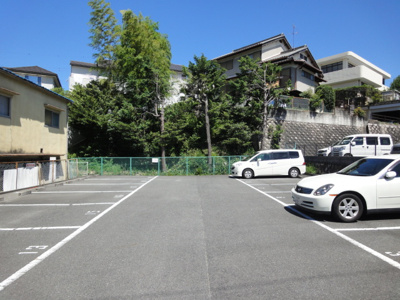  | 花本モータープール