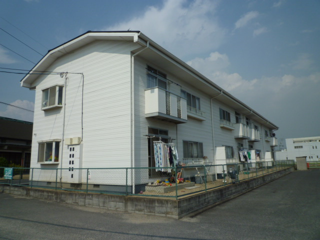 倉敷市酒津のアパートの外観