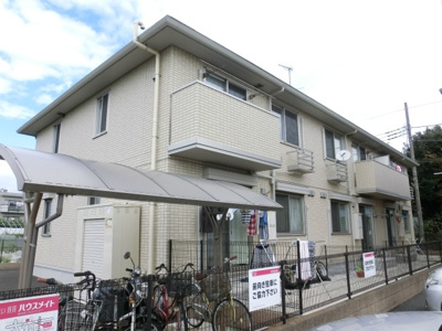 【外観】 | ひまわりハイツ | ひまわりハイツ　軽量鉄骨造2階建　明るいタイル張りの外観