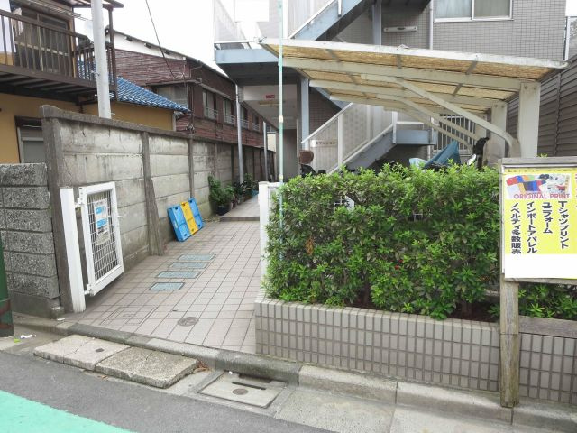 大貫マンションのエントランス