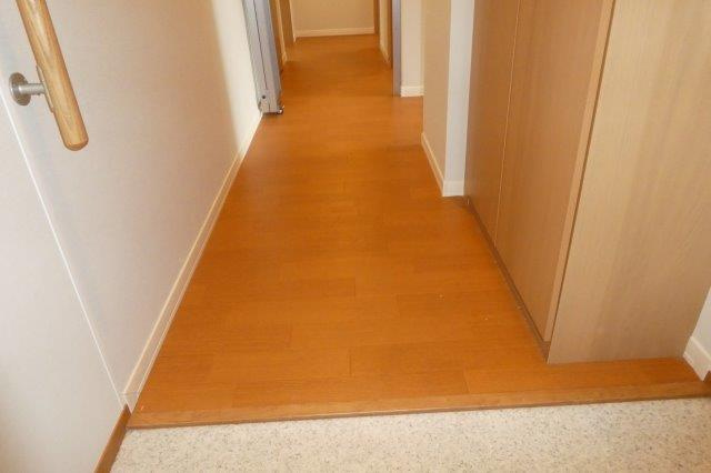 ブルーシエルＡの玄関