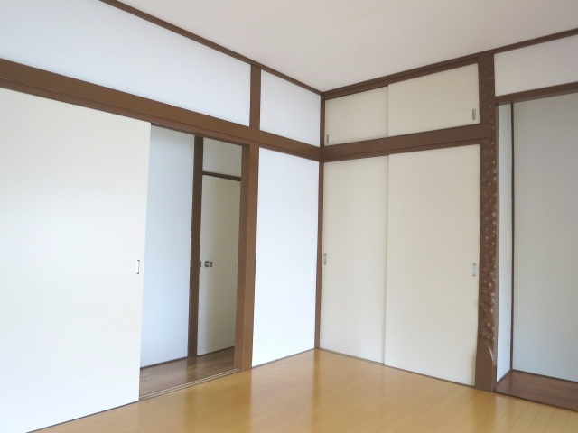 當麻貸家Ａ棟の洋室