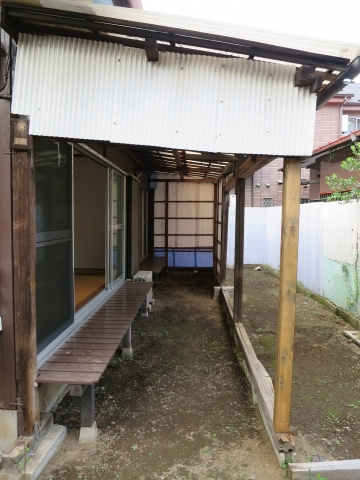 當麻貸家Ａ棟の庭