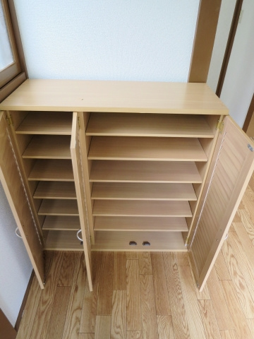 當麻貸家Ａ棟の収納|下駄箱