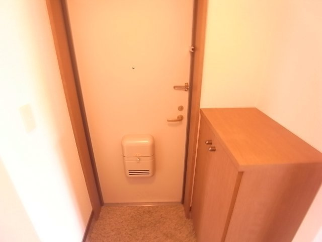 グランヴェールの玄関|グランヴェール（1R）　玄関