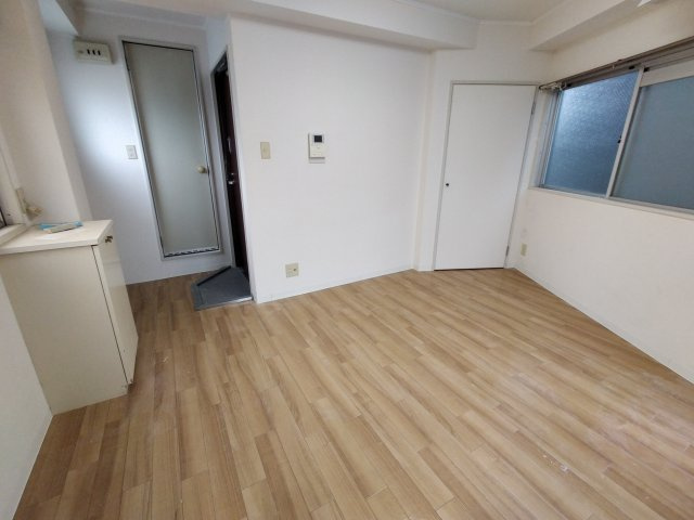  | メゾン御供田
