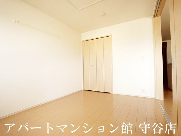 ピュアリアンハイツCの寝室