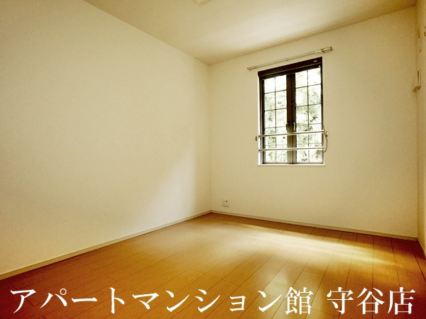 ピュアリアンハイツCの洋室