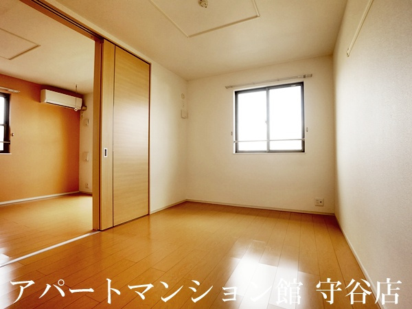 ピュアリアンハイツCの寝室