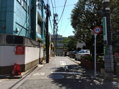 【周辺】 | 表参道シティハウス | 【表参道シティハウス】表参道ヒルズの真裏