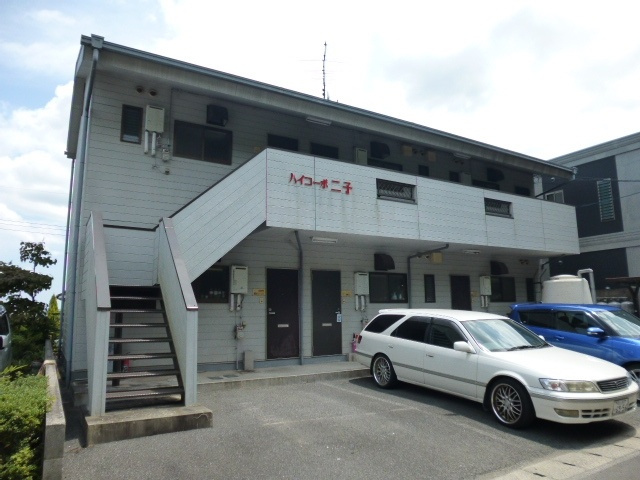 倉敷市二子のアパートの外観