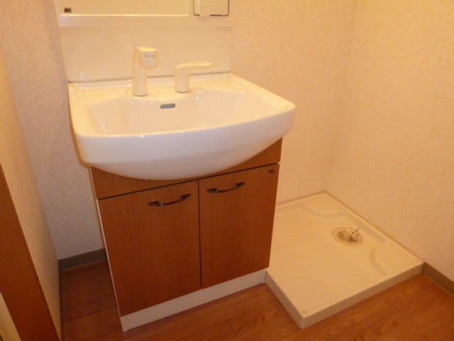 ハーベスト南畝の独立洗面台|洗髪洗面化粧台