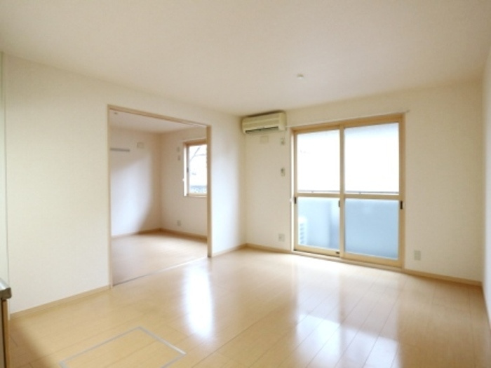 ルミエールＷの居間・リビング