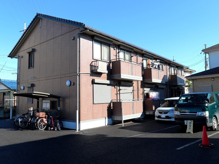 ルミエールＷのエントランス