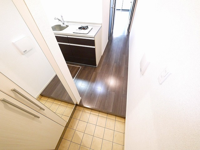 NEWコリーナの玄関|明るい玄関です