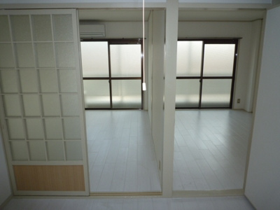 【洋室】 | ドウエル志紀 | 広々とした洋室です