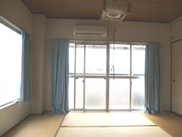 栄ハイツの和室