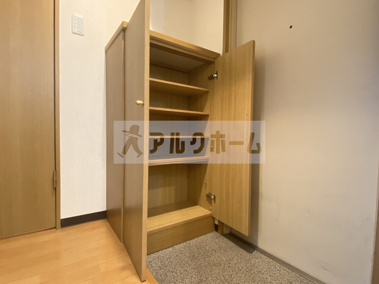 ハートフルOKAの玄関