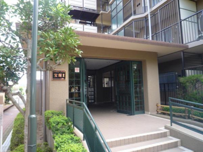 【エントランス】 | ファミリープラザ宝塚Ｄ棟