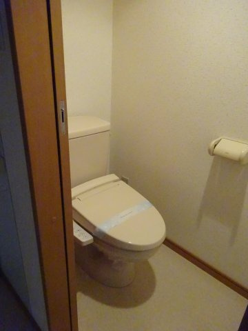 マンションemotionのトイレ