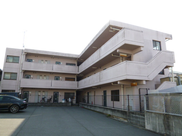 倉敷市白楽町の賃貸マンションの外観