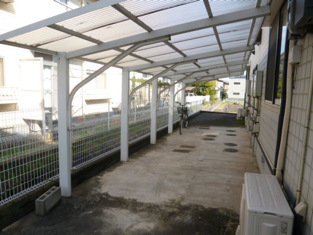 倉敷市老松町１丁目のアパートのその他共用部分|自転車置き場
