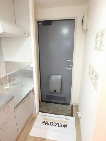 ディアス・ナガタの玄関