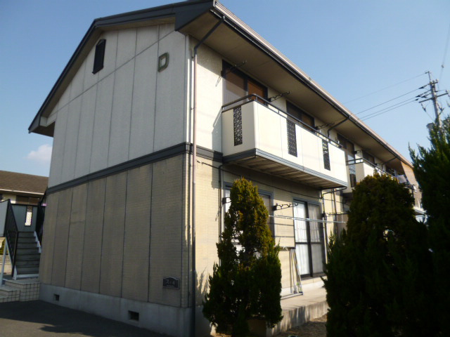 倉敷市日吉町のアパートの外観