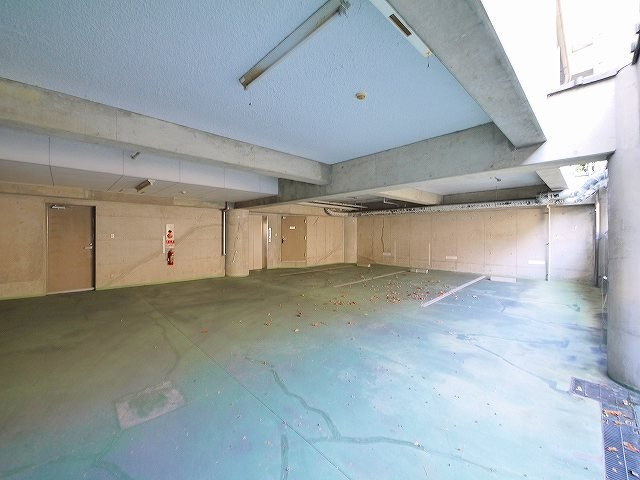 三青園の駐車場