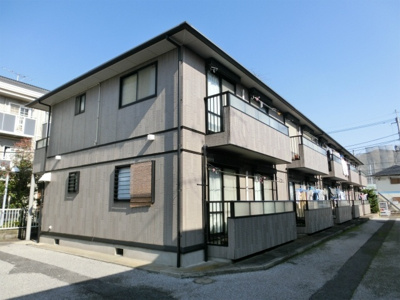 【外観】 | ビラージュⅡ | ビラージュⅡ　軽量鉄骨２階建て　南向きの建物です