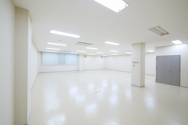 三和大宮ビルの内装