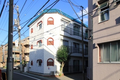 【外観】 | ロジュモン富貴 | 閑静な住宅街に立地する日当たり良好な物件です。