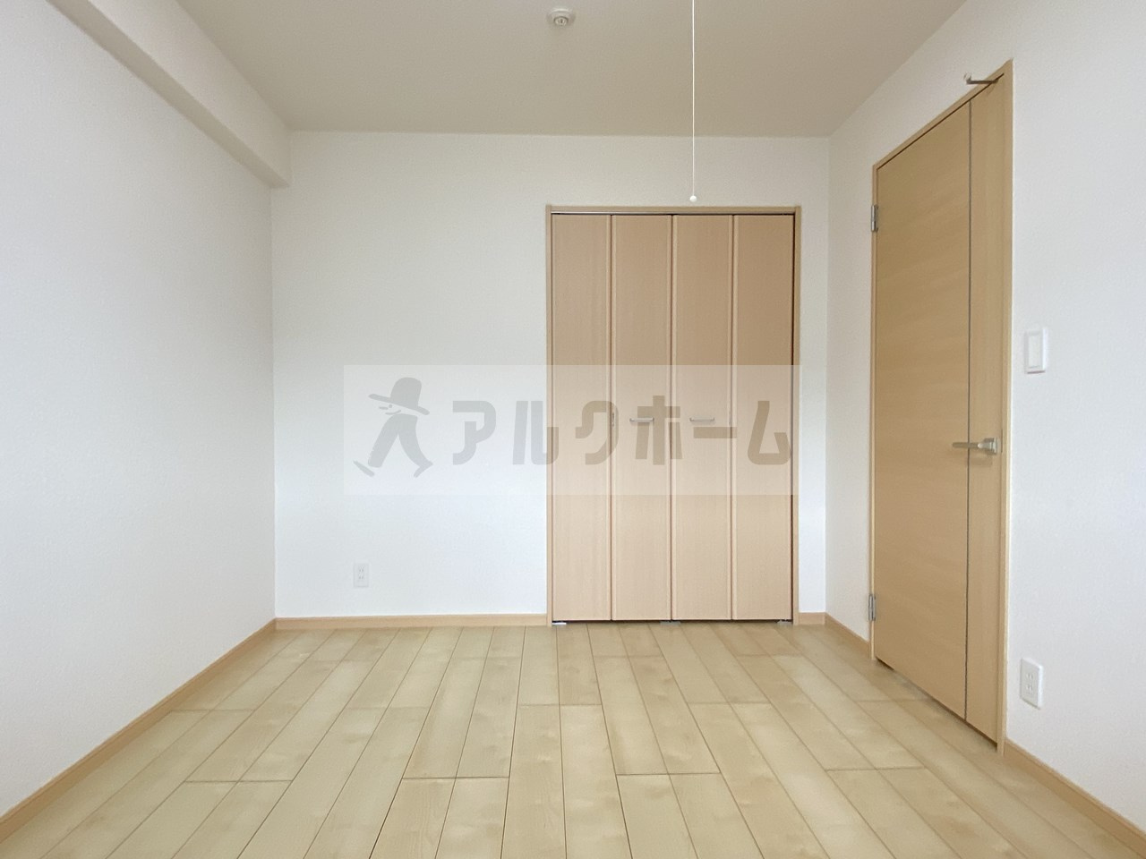 コスモの洋室|コスモ（高安駅）　洋室②