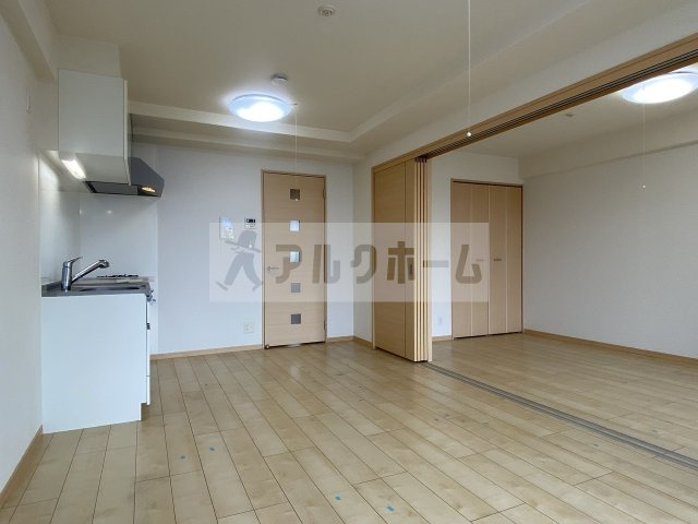 コスモの居間・リビング|コスモ（高安駅）　リビングルーム