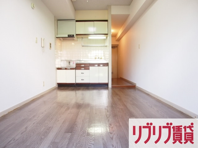 リエス千葉新町の居間・リビング