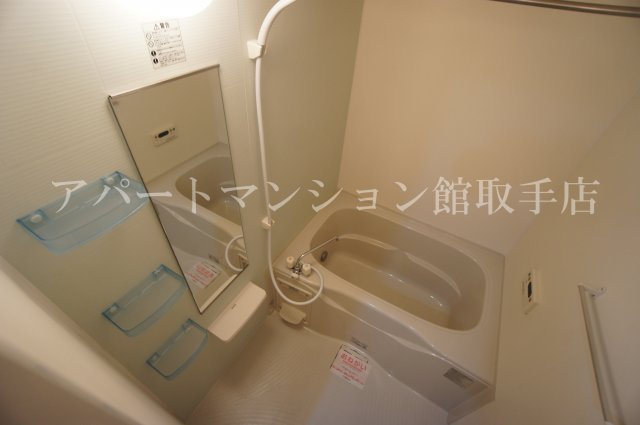 シャロル白山の浴室