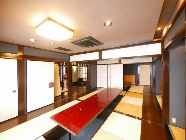 奈良ラインハウス