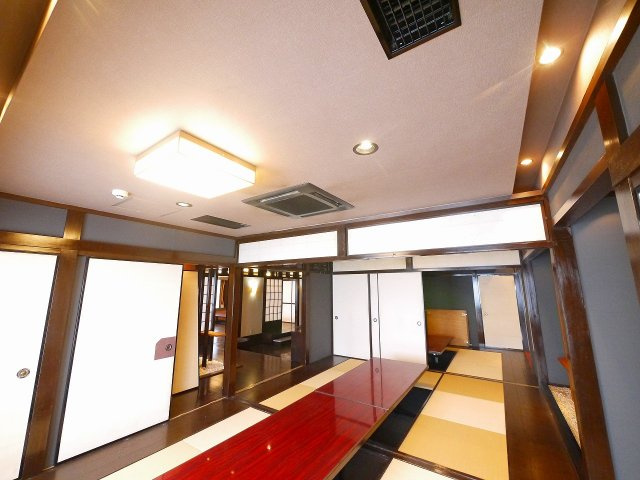 奈良ラインハウス
