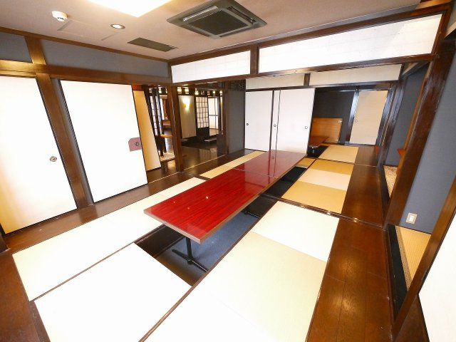 奈良ラインハウス