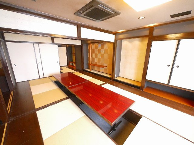 奈良ラインハウス